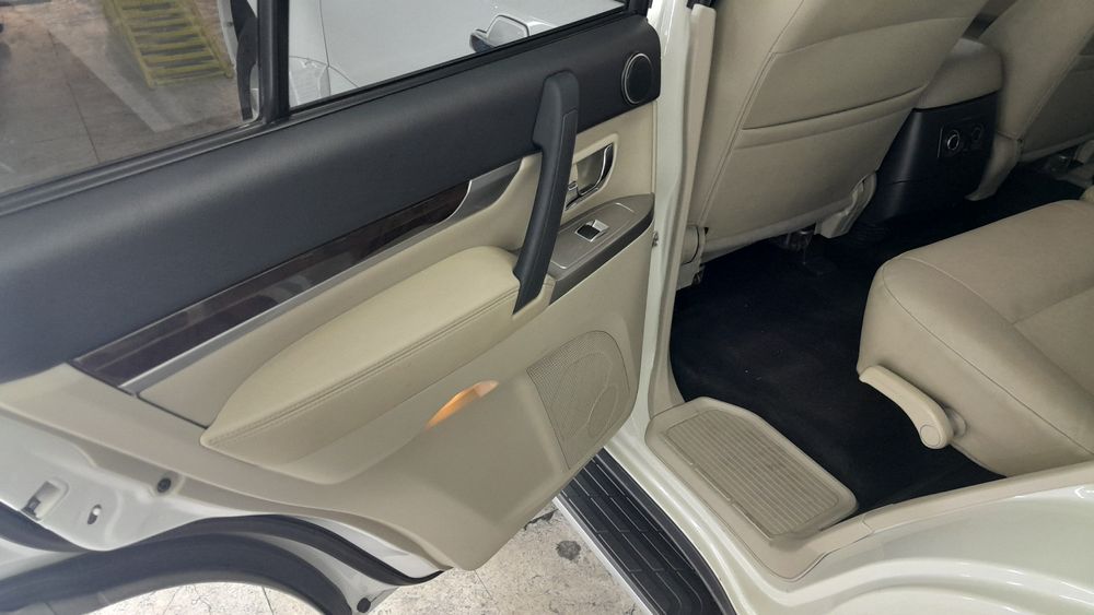 میتسوبیشی-پاجرو چهار درب-2016