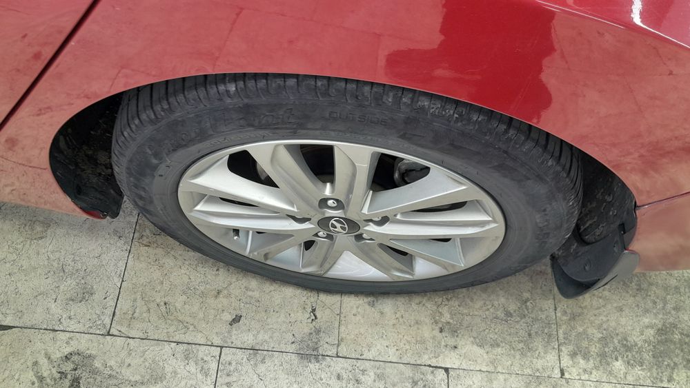 هیوندای-النترا-2014