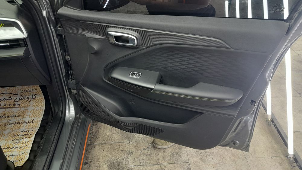 ام وی ام-X33 S-1402