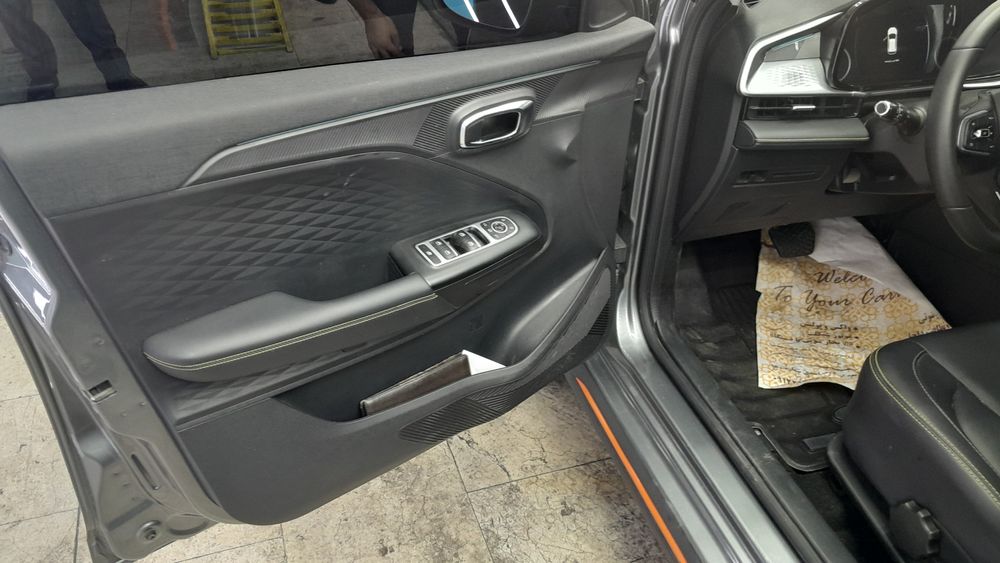 ام وی ام-X33 S-1402