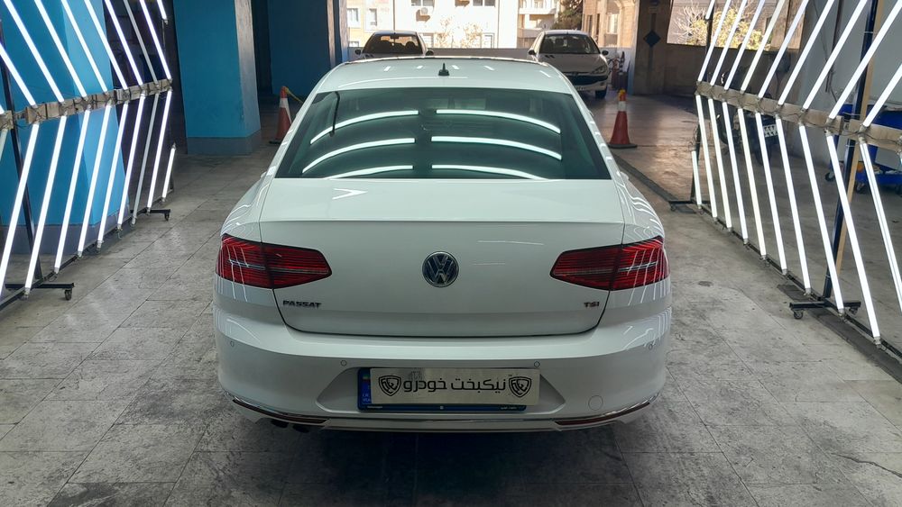 Volkswagen-پاسات-2018
