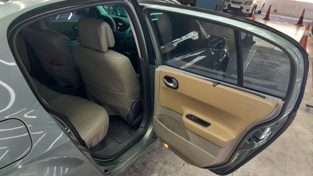 رنو-مگان مونتاژ-1389