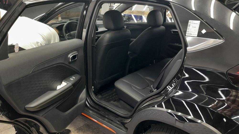 ام وی ام-X33 S-1402