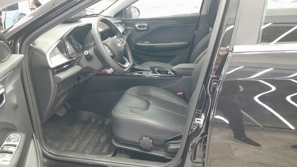 ام وی ام-X33 S-1402