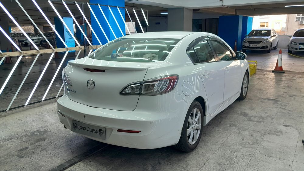 مزدا-3 جدید-1389