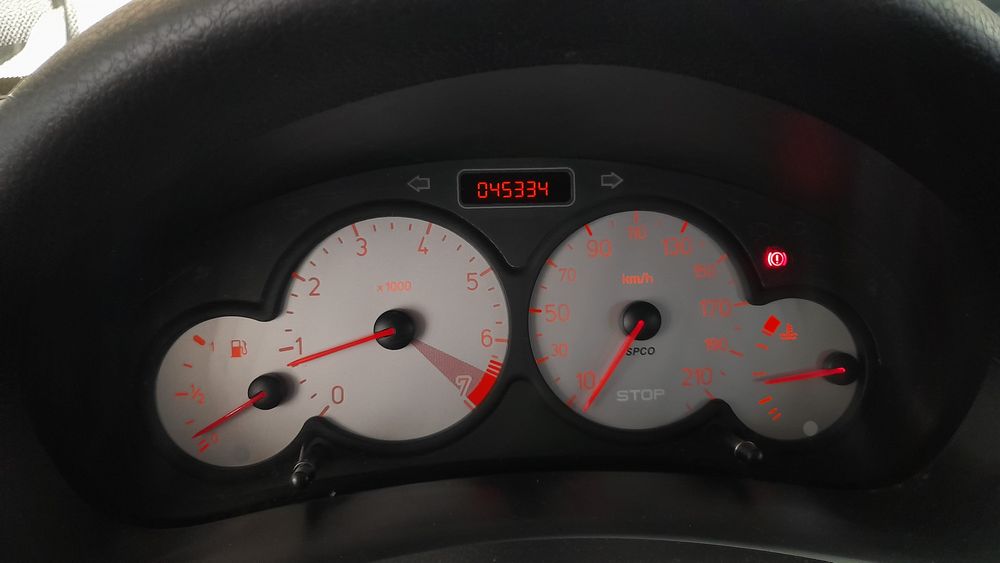 پژو-206 صندوقدار-1398