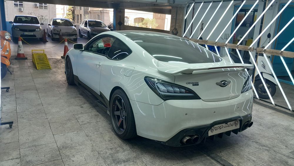 هیوندای-جنسیس-2011