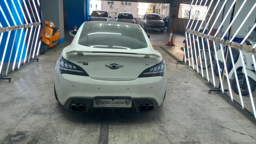 هیوندای-جنسیس-2011