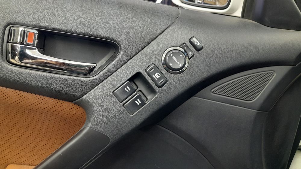 هیوندای-جنسیس-2011