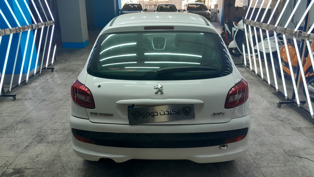 پژو-207-1390