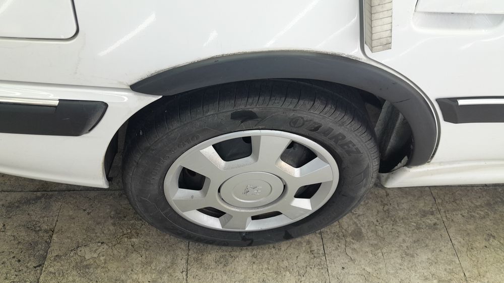 پژو-پارس-1401