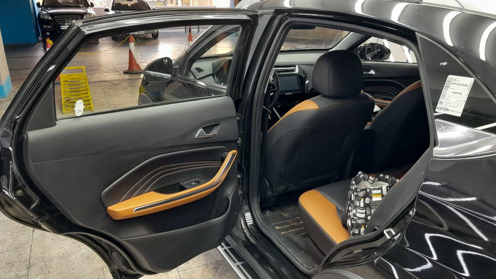 ام وی ام-x22-1403