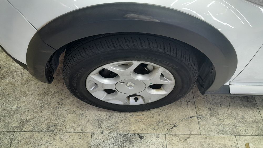 رنو-ساندرو استپ وی-1396