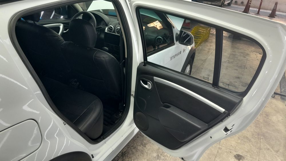 رنو-ساندرو استپ وی-1396