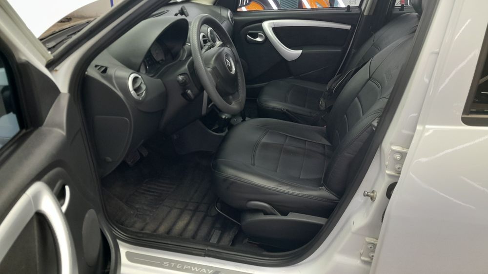 رنو-ساندرو استپ وی-1396