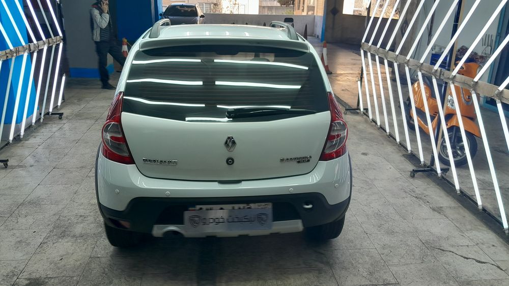 رنو-ساندرو استپ وی-1396