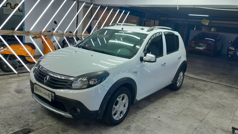 رنو-ساندرو استپ وی-1396