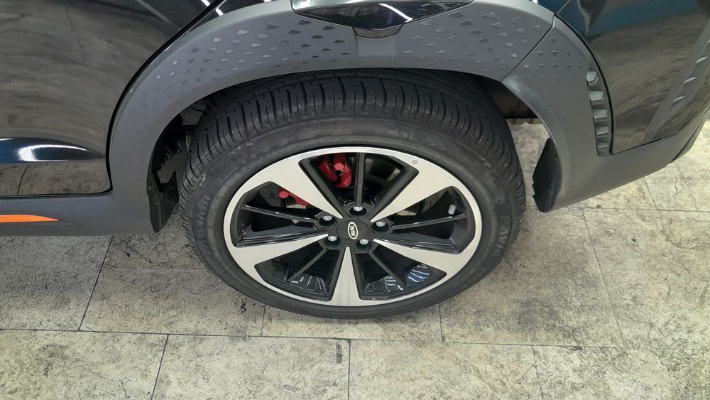 ام وی ام-X33 S-1403