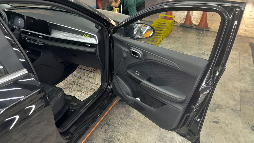 ام وی ام-X33 S-1403