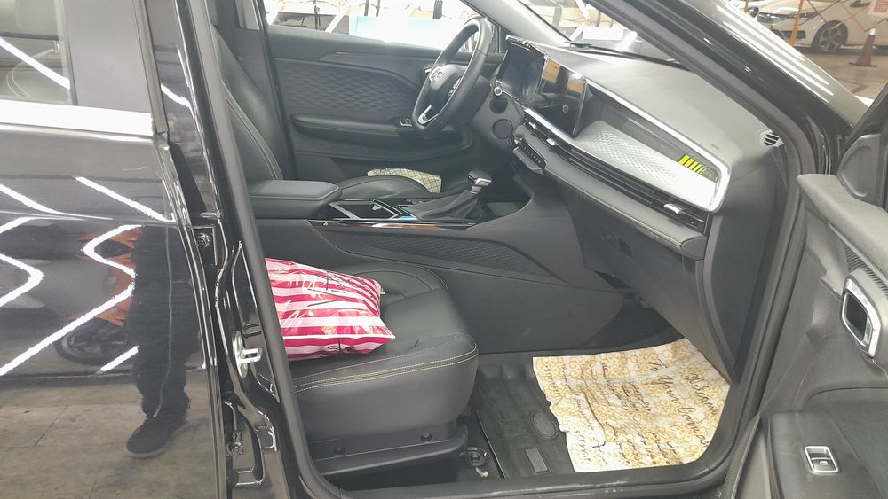 ام وی ام-X33 S-1403