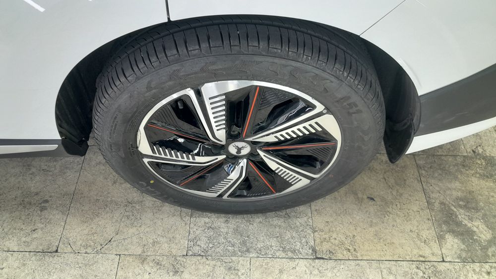 لاماری-لاماری ایما هیبرید-2025