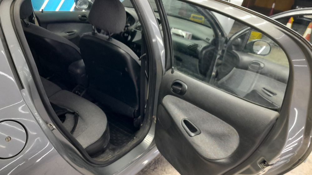 پژو-206 صندوقدار-1387