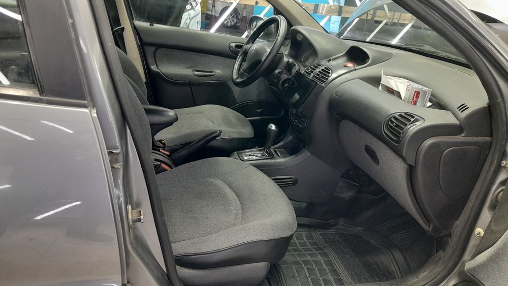 پژو-206 صندوقدار-1387