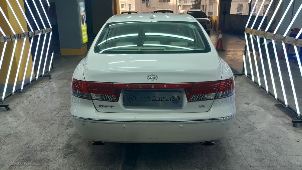 هیوندای-آزرا-2010