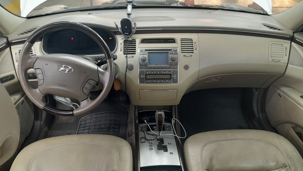 هیوندای-آزرا-2010