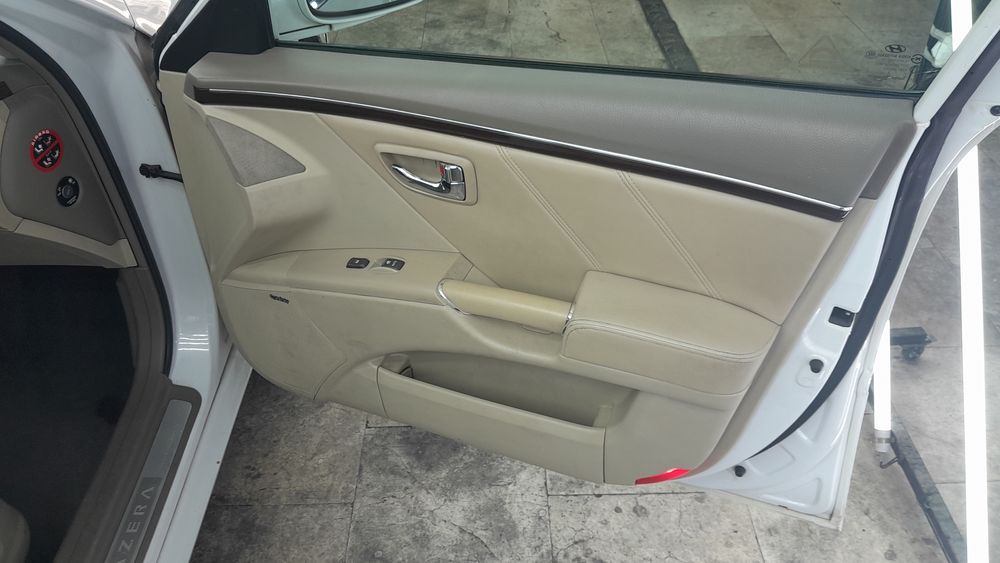 هیوندای-آزرا-2010