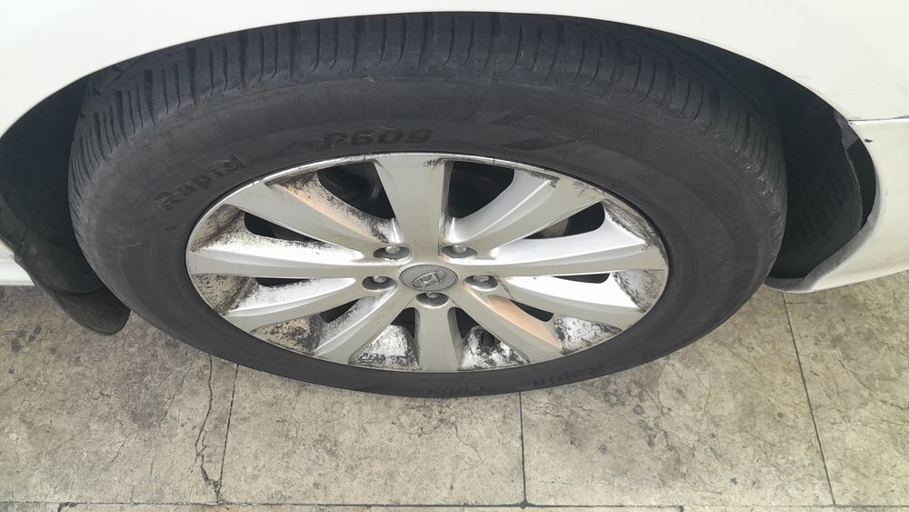 هیوندای-آزرا-2010