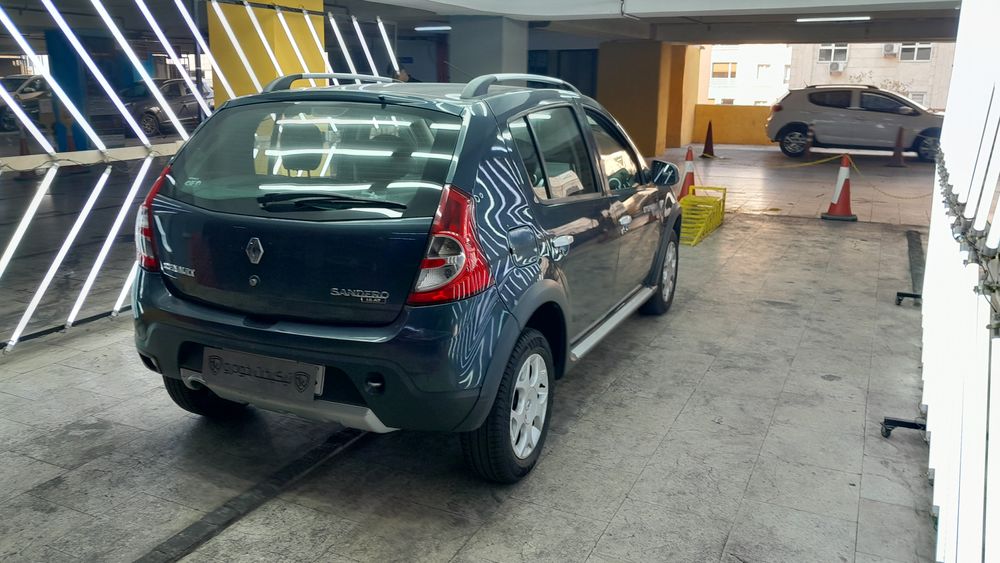 رنو-ساندرو استپ وی-1397