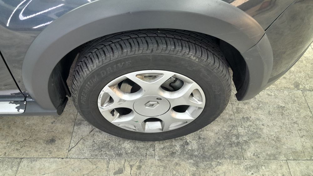 رنو-ساندرو استپ وی-1397