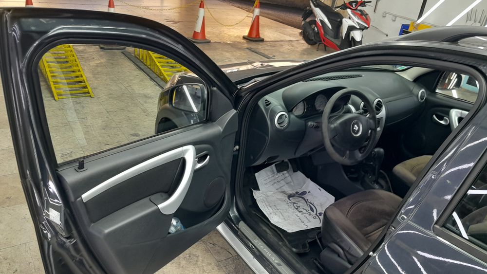 رنو-ساندرو استپ وی-1397