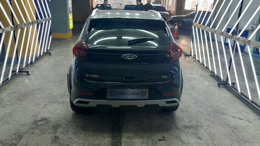 ام وی ام-x22-1402