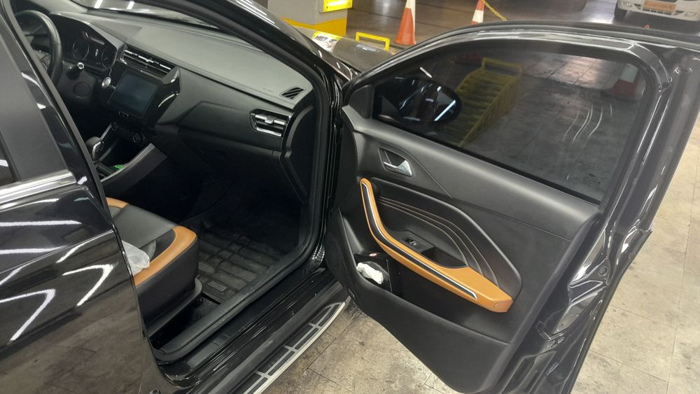 ام وی ام-x22-1402