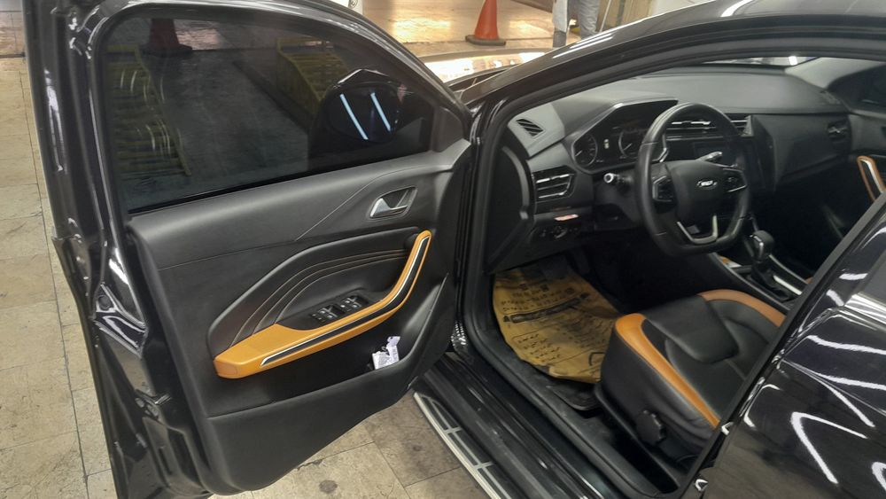 ام وی ام-x22-1402