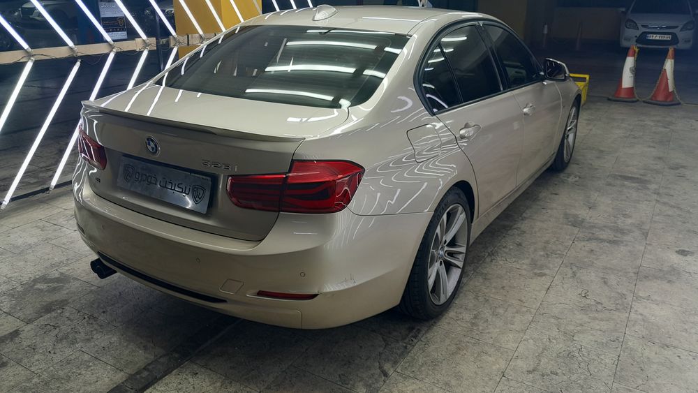 بی ام و-سری 3-2013