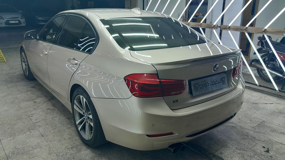 بی ام و-سری 3-2013