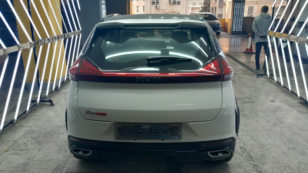 ام وی ام-X33 S-1404