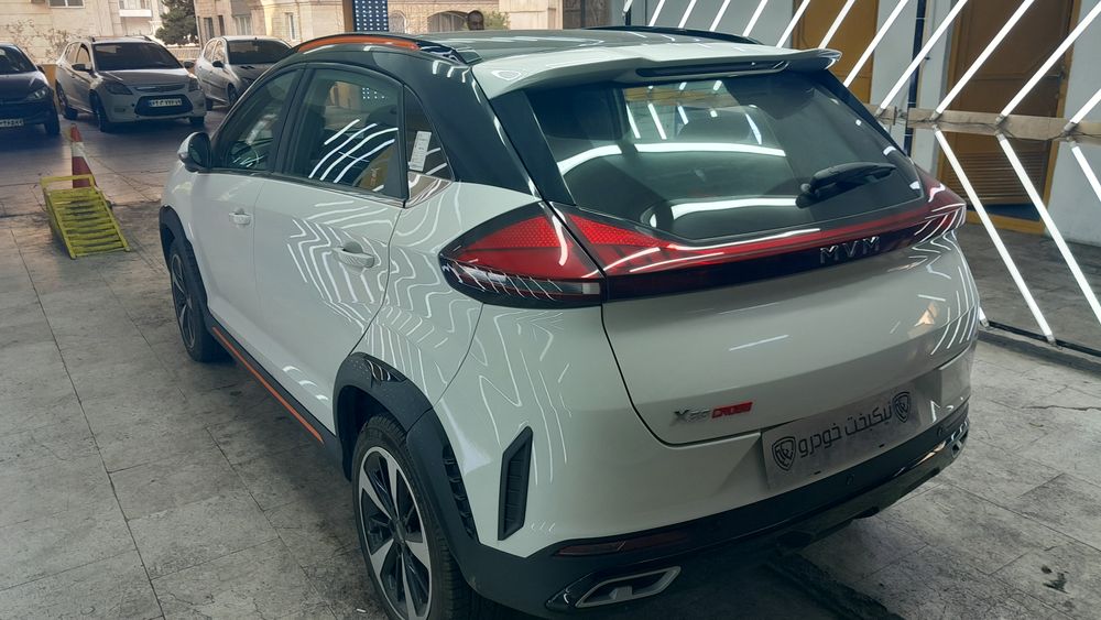 ام وی ام-X33 S-1404