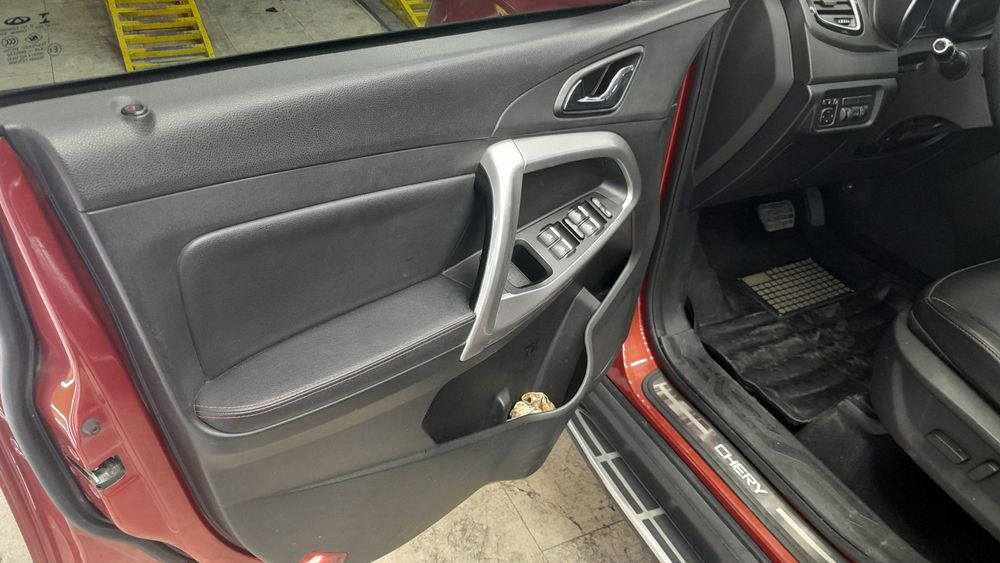 چری-تیگو 5-1396