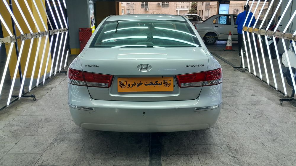 هیوندای-سوناتا-2009