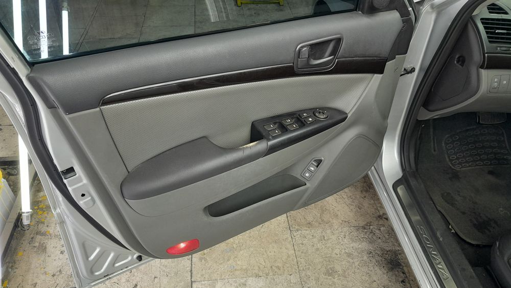 هیوندای-سوناتا-2009