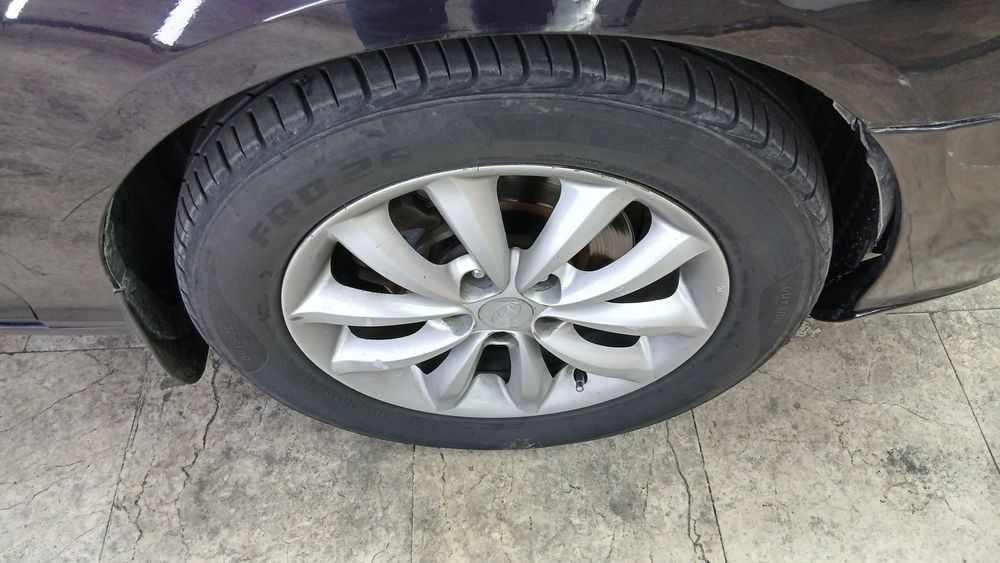 هیوندای-آزرا-2006