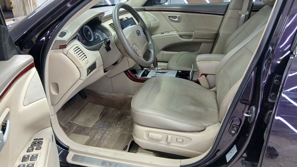 هیوندای-آزرا-2006