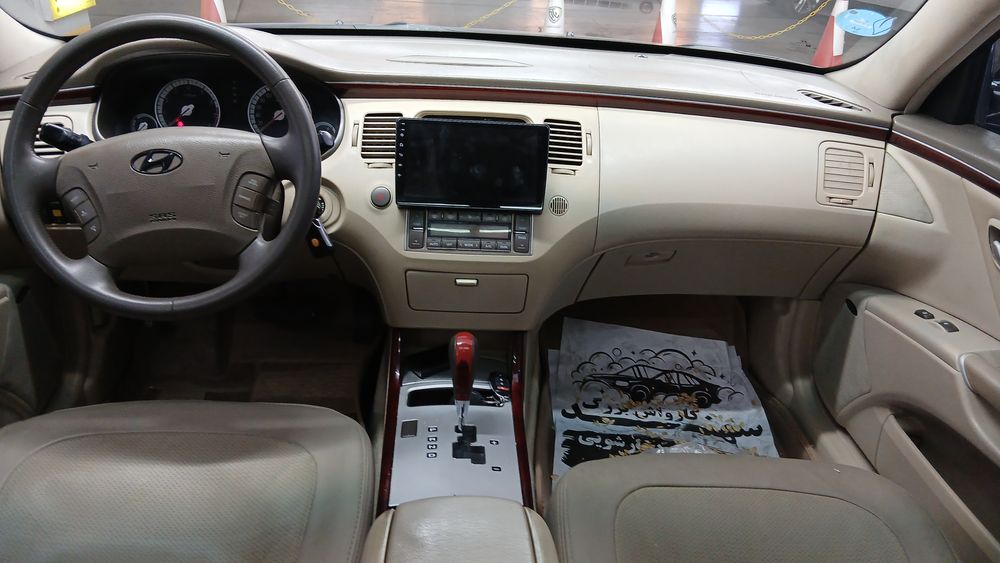 هیوندای-آزرا-2006