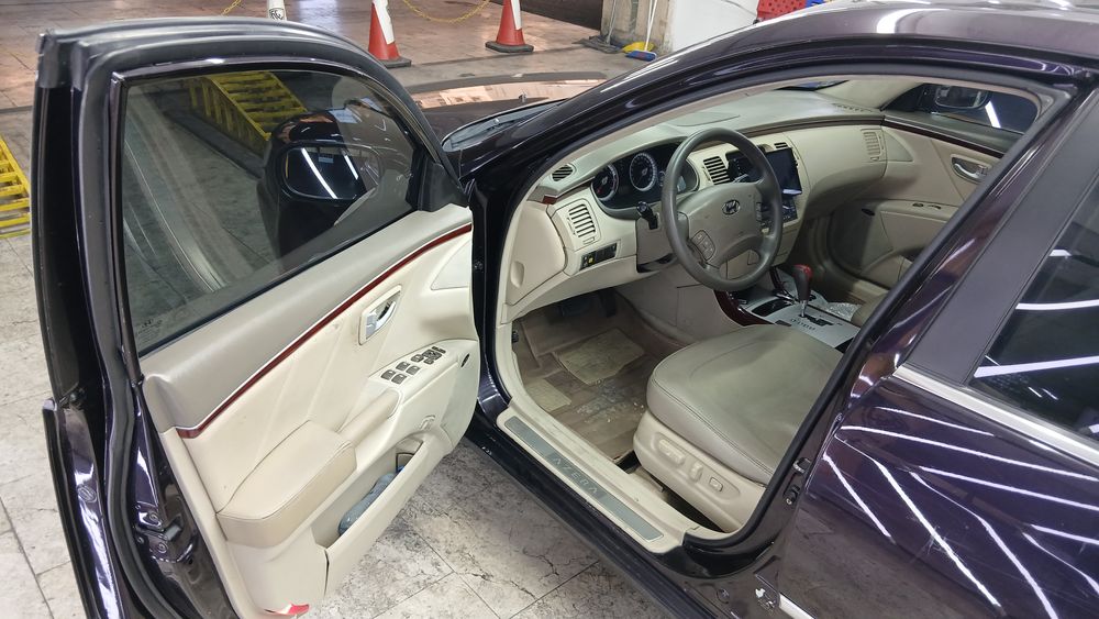 هیوندای-آزرا-2006