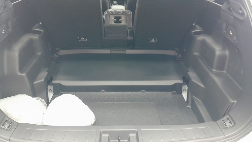 میتسوبیشی-اوتلندر-2023