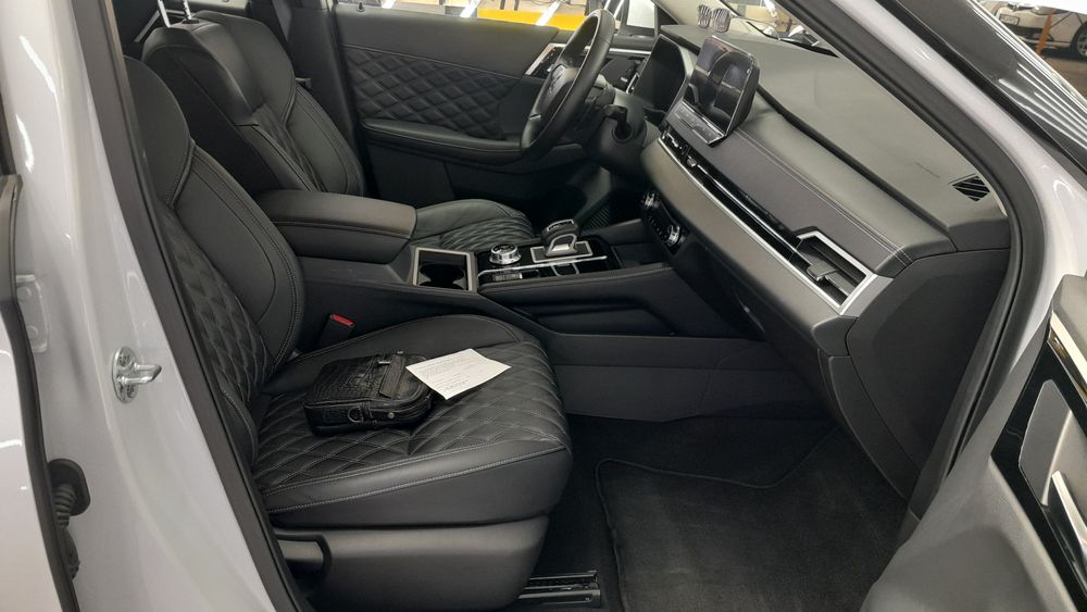 میتسوبیشی-اوتلندر-2023